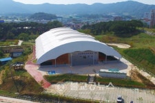 옥천군, 전천후 테니스장 준공식