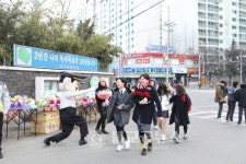 대구북부서, 졸업식 뒤풀이 가족과 함께