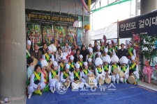마이산탑사 부산사하분원 구평사, 자비의 쌀 전달식