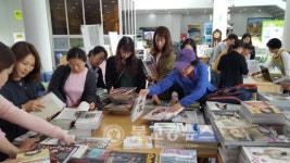 충주시립도서관, 과년도 잡지 무료 배부 호응