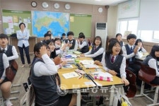 황간고, 진로를 찾아가는 행복사회路 프로그램 진행