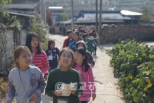 제천기적의도서관, 길 위의 인문학 선정