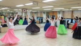 고양시 여성회관 한국무용, 수년간 이어지는 인기 강좌