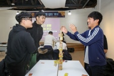 수험생을 위한 2017동부창고페스티벌 고3 끝에 樂이 온다! 성료