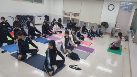 청원고, 마을과 손잡고 당구, 골프, 요가, 뮤지컬까지 가르쳐요