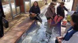 충주시, 360m 수안보온천 족욕길 열려
