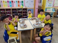 옥천군, 1일 충북 최초로 유치원·고등학교 무상급식 시작