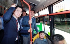 대전시, 도로를 가득 메운 승용차! 이대로 좋을까요? 퍼포먼스