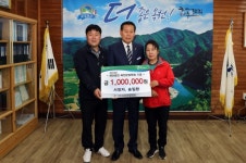 옥천군 인우전자 송일환 대표, 지역사회를 위한 따뜻한 동참