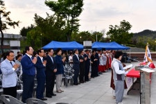 [영상뉴스] 옥천군 - 옥천불교사암연합회, 봉축탑 점등식 봉행