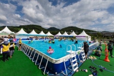 청양백세건강공원 여름 물놀이장 인기