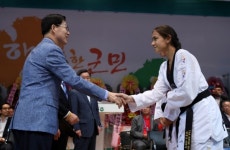 충남 인종·문화 뛰어넘어 태권도로 하나