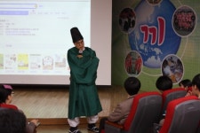 오성중, 작가와의 만남 및 문학 기행을 통한 인문소양 교육