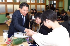 권오봉 여수시장, 화양고 졸업식 참석