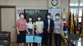 영동․옥천 청포도장학회 장학금 수여