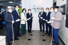 여수시, 주민센터 5곳에 행복한 나눔 냉장고 문 열어