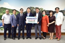 이동연 제천시새마을회장, 장학금 1천만원 기탁