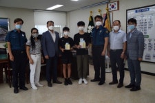 영동경찰서 청소년 육성회, 청소년에 장학금 전달