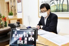 옥천군 학교학부모연합회와 온라인 소통톡톡 운영