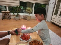 괴산군 성신유치원, 사랑의 저금통 괴산군민장학회 기탁