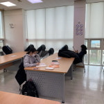 레인보우영동도서관, 단계적 개방하며 코로나블루 극복