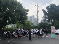 증평여자중학교 등굣길 음악회 개최