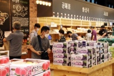 옥천로컬푸드직매장, 제철 농산물로 신바람