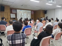 안동시립중앙도서관 독서아카데미 순항 중