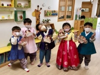 제천 명지초병설유치원, 추석맞이 송편빚기 체험 실시