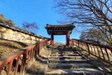 금산군, 주옥(珠玉)같은 '보석사(寶石寺)' 주지 장곡스님