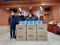 김해 하동향우회 부회장, 고향 마을에 마스크