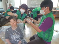 충북도립대 새마을동아리 청산면 덕곡리 경로당 염색봉사 활동 펼쳐