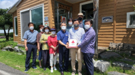 영동군 매곡면 지역사회보장협의체, 지역업소 3곳에 착한가게 현판 전달