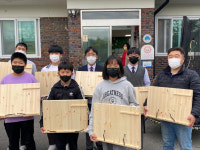 영동산업과학고등학교, 지역아동센터에 독서대 기부