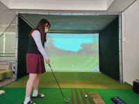 제천 송학중, 충북 최초 실내 스크린 골프 연습실 설치