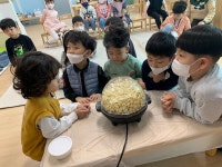 천안꽃마루유치원 우리 같이, 책 놀이 1학기 책 놀이 주간운영