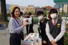 옥천중학교 작은 영웅들이 펼치는 사랑빛 콘서트