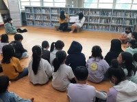 봉양초등학교, 책 버스킹