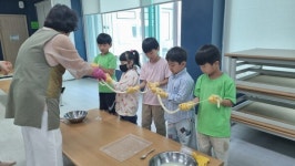 초등형님들과 피자 만들고,  치~즈  하고 웃어요!