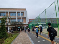 옥산중학교 교사 증축 및 교문 신축 기념 행사 실시