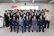 윤건영 충북도교육감, 청주공업고등학교 방문