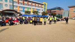 쾌청한 가을하늘아래「제13회 신백동 문화체육 한마당 축제」성황리에 개최