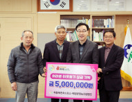 하동군, 북천 코스모스·메밀꽃영농조합 7년째 사랑 나눔