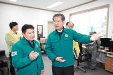 정선용 행정부지사, 조류인플루엔자 방역현장 점검