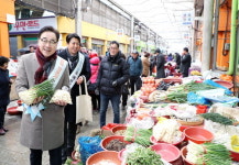 하동군, 전직원 유관기관 명절 장보기 행사 동참