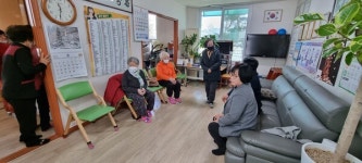 충주시 교현2동, 설 명절 맞이 취약계층 위문 릴레이