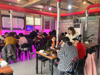안동시 강남동맛나면 돈돼지 동네 어르신들에게 점심 식사 대접
