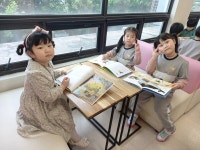 천안꽃마루유치원, 책과 함께 자라는 몸과 마음 도서관 현장체험학습