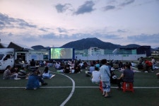 영동군, 황간중학교의 추억과 함께하는 야외 돗자리 영화 상영회
