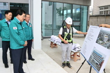 주낙영 경주시장, 도시재생 거점시설 현장 점검 나서